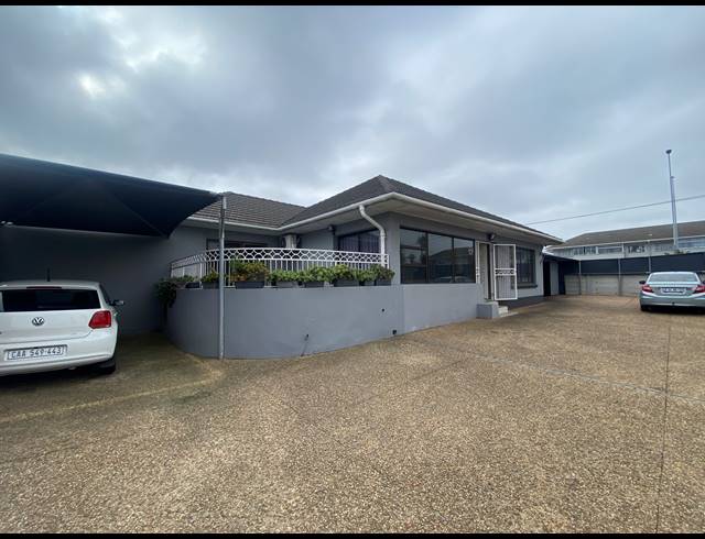 350M² BUILDING FOR SALE IN MILNERTON CENTRAL